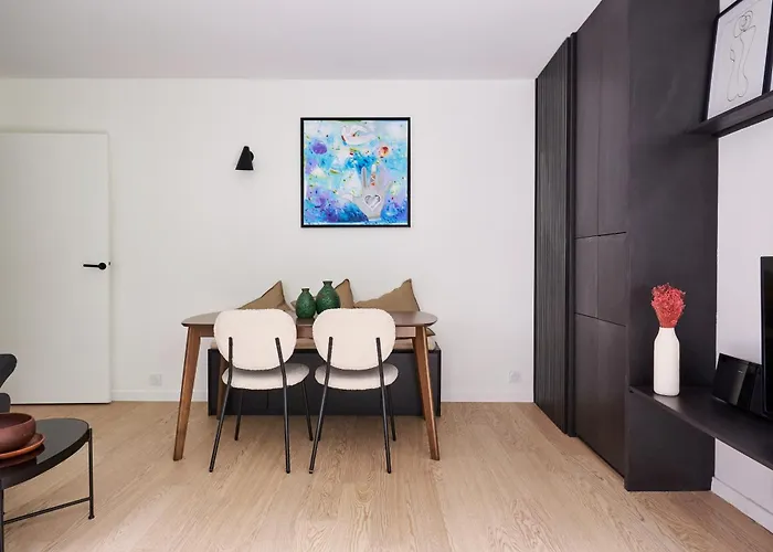 Beautiful Near Eiffel Tower And Invalides Apartment Paris